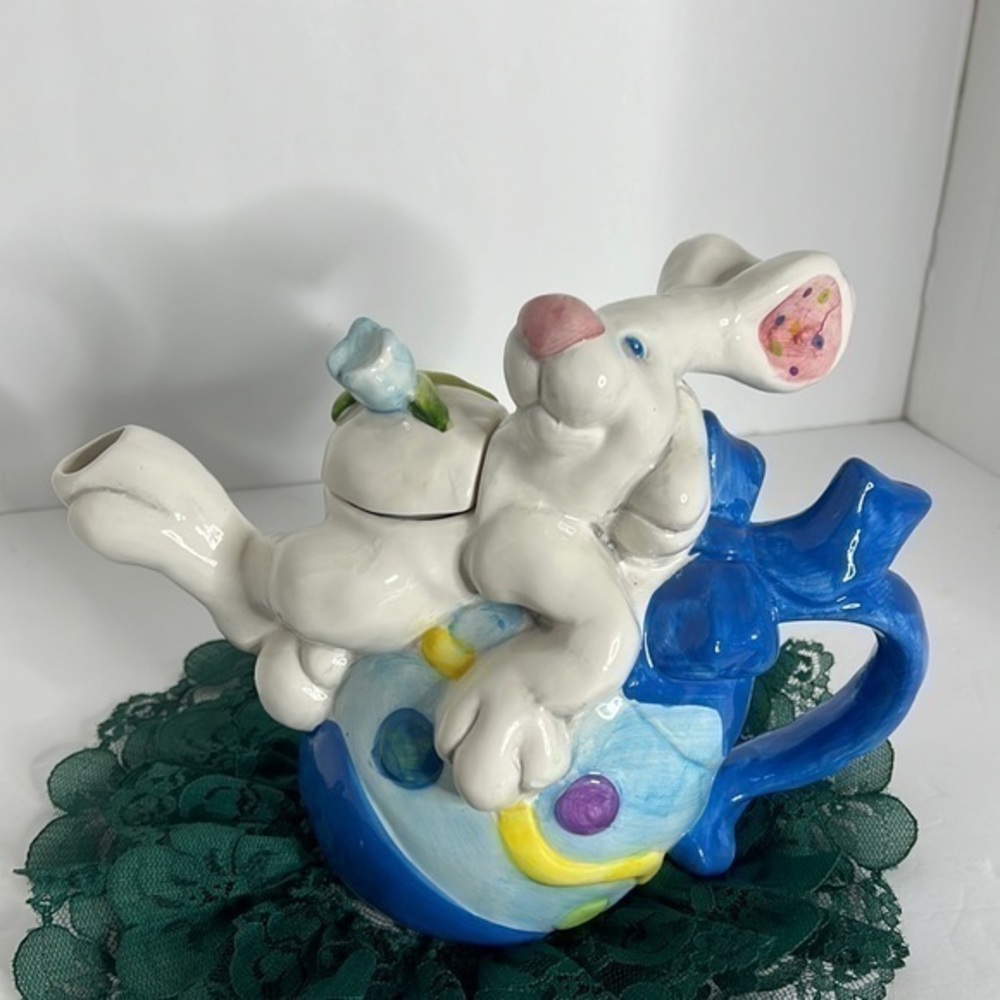 EASTER RABBIT TEA POT